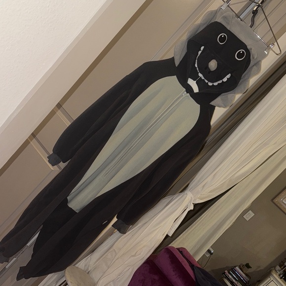 Adult Dinosaur Costume Black & Gray onesie zip up w/ Dino hoodie & tail - Small - Picture 2 of 13